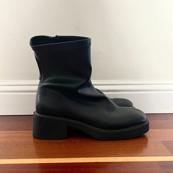 Wild Fable Black Ankle Boots - Picture 2 of 3